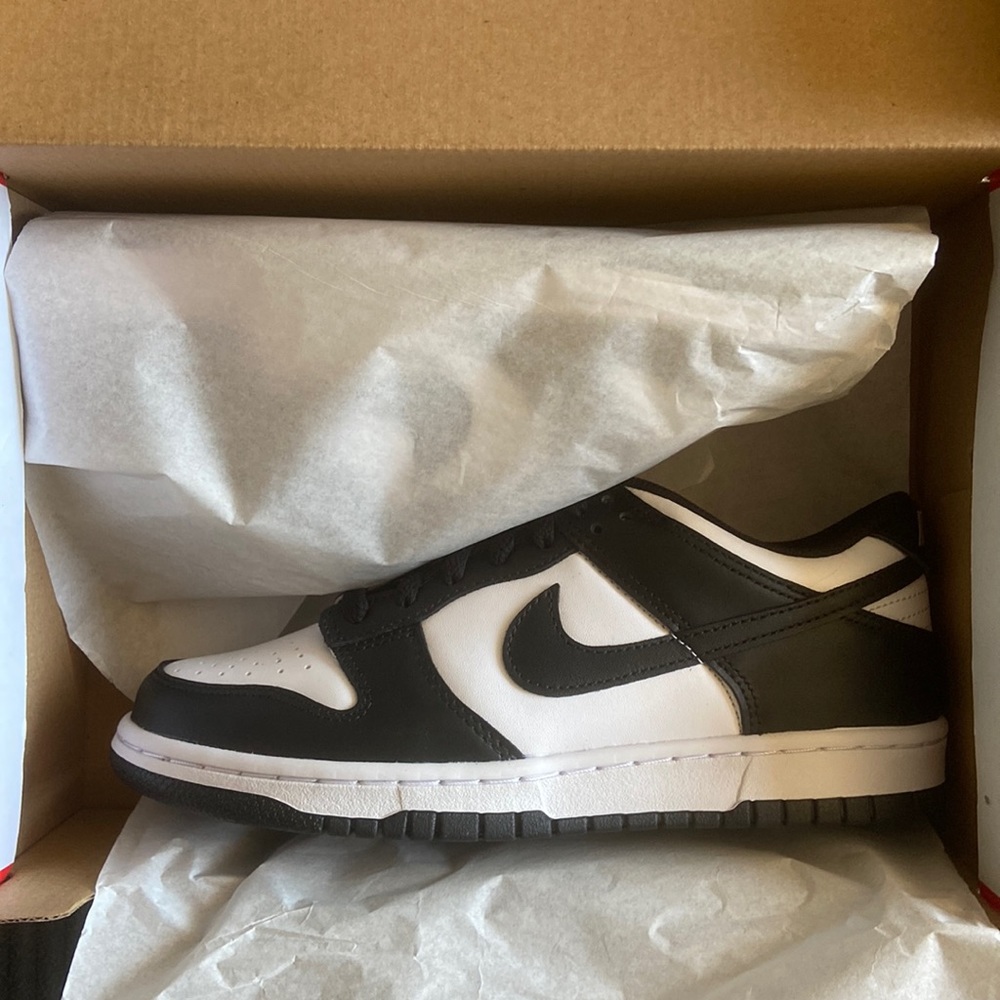 *SOLD* Nike Dunk Low